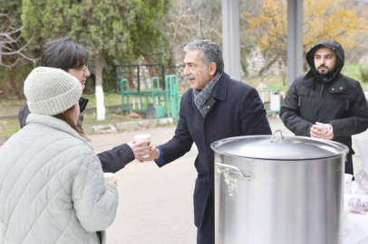 Gemlik Belediyesi’nden sınav haftasında çorba ikramı