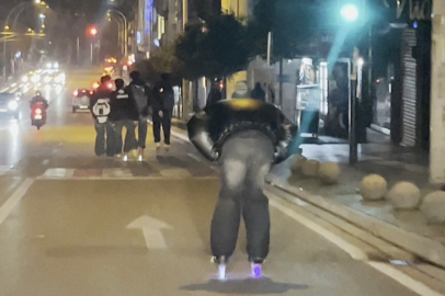 Patenli gençler kazaya davetiye çıkardı!