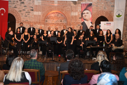 Sevgililer Günü’ne özel “Sevgi Notaları”