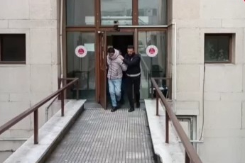 Bursa'da okul önünde kadın öğretmene silahlı saldırı düzenleyen eski nişanlısı tutuklandı