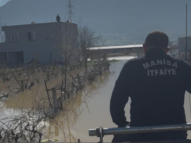 Botlar ve iş makineleriyle tahliye