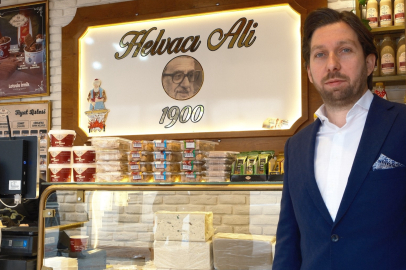 Dondurmalı irmik helvası iftarda hafif tatlı isteyenlerin tercihi olacak