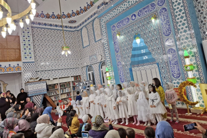 Bursa'da miniklerden "Ramazan, Cami ve Hayat" temalı etkinlik