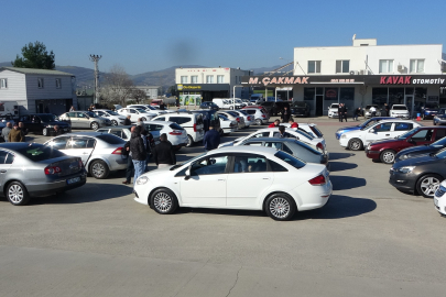 İkinci el otomobil pazarında satan çok, alan yok