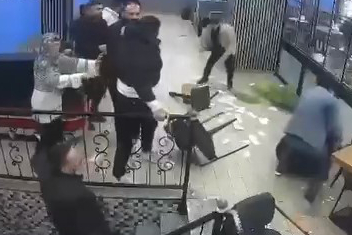 Kafede Ortalığı Birbirine Kattılar!