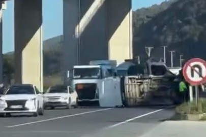 Şehirlerarası Yolda Direksiyon Hakimiyetini Kaybetti!