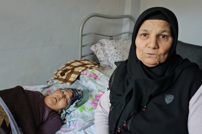 Yaşlı Kadına Komşuları Sahip Çıktı!