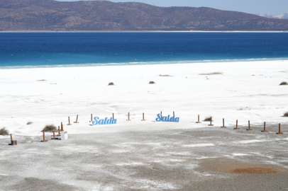 Salda gölünde son yağışlarla 14 santimlik artış!