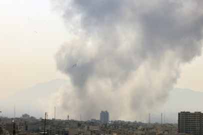 İsrail ve ABD, İran'a saldırı başlattı