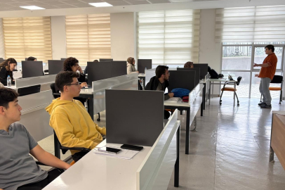 Rektör Çağlar’dan öğrencilere davet