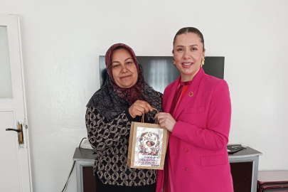 Kadın Muhtardan 8 Mart'ta Anlamlı Jest