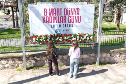 Kestel’de 8 Mart’ta kadınlara billboard sürprizi