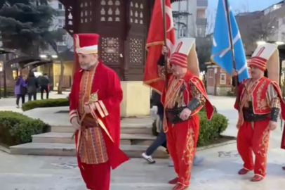 Bursa Vatan Sevdaları Platformu'ndan anlamlı mehter sürprizi