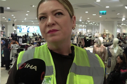 Aileleri ile Birlikte Bayramlıklarını Seçtiler