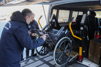 Özel gereksinimli bireylere tıbbi malzeme desteği