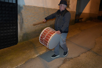 Muhtar Ramazan davulcusu oldu