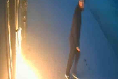 Kundakçı Güvenlik Kamerasına Yakalandı