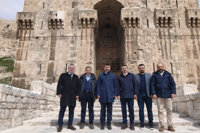 Yıldırım Belediyesi farklı coğrafyada kurduğu iftar sofralarında Müslümanları bir araya getiriyor