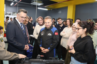 Gezeravcı'dan Gençlere Önemli Destek!