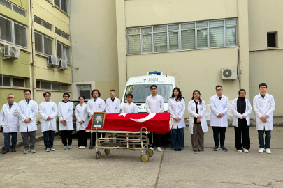 Bursa'da kadavraya vefa töreni