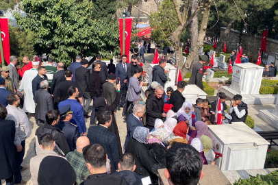 Bursa protokolünden Pınarbaşı Şehitliği'ne anlamlı ziyaret