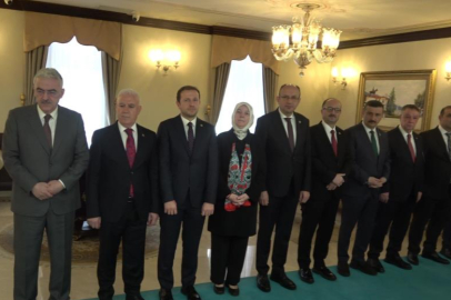 Bursa protokolü bayramlaşmak için bir araya geldi