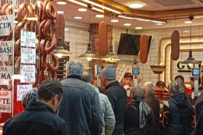 Bursa'da Bayram Öncesi Kasaplarda Kuyruk