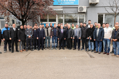 Bozbey’den BUSKİ personeline bayram ziyareti