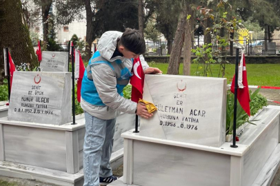 İnegöl’lü Gençlerden Şehitlik temizliği