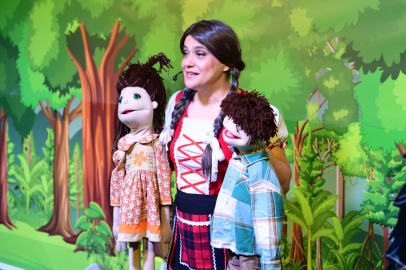 Osmangazi'de çocuklar masalın büyüsüne kapıldı