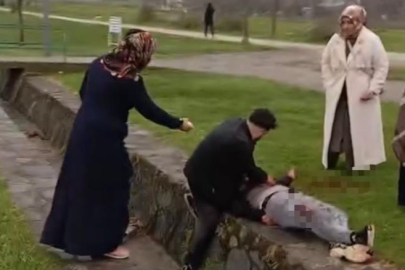 Bursa’da bıçaklı kavga...Boğazı kesilen kişi hayatını kaybetti