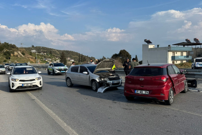 İki Otomobil Çarpıştı: 1Yaralı