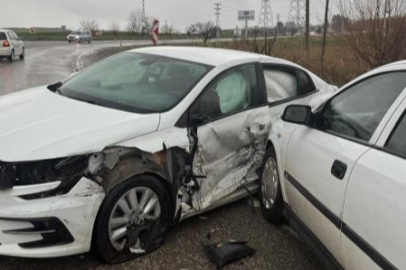 Adıyaman’da Zincirleme Kaza Kameraya Yansıdı