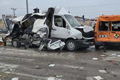 Samsun'da Korkunç Kaza: 18 Yaralı