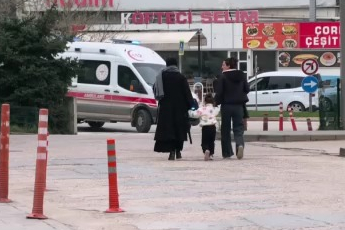 İnegöl'de otomobiller çarpıştı: 5 yaralı