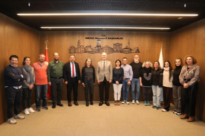 İspanyol misafirlerden İnegöl'ün 'Nöbetçi Kitaphane'lerine tam not