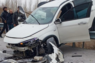 Van'da Feci Kaza: 4 Yaralı