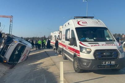 Çanakkale'de feci kaza: 8 yaralı