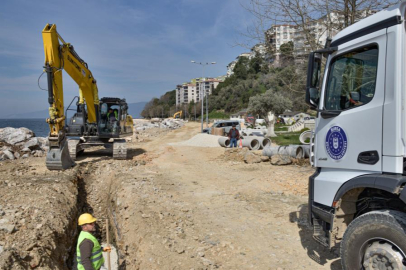 Gemlik sahilinde altyapı yenileniyor
