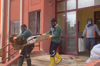 Evden tam 7 kamyon çöp çıktı!