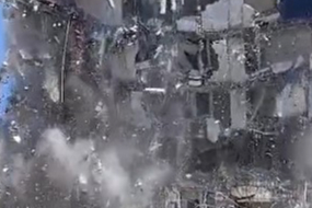 7 Katlı Bina Saniyeler İçinde Yıkıldı