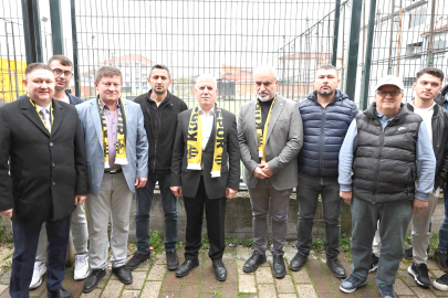 Başkan Bozbey'den İnegöl'e futbol sahası müjdesi