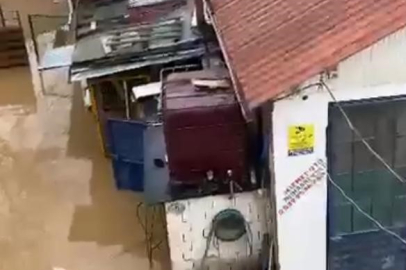 Kuraklığın ardından gelen sağanak İznik'i vurdu