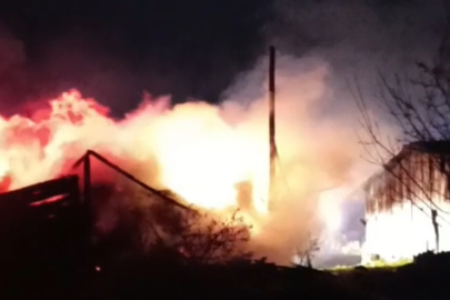 Samanlık ve Odunluk Alev Alev Yandı