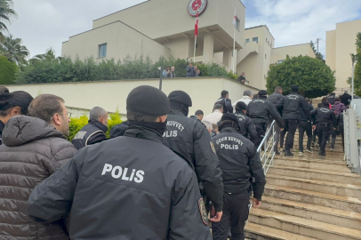 Marmaris'te belediye çalışanlarına yönelik rüşvet soruşturmasında 4 şüpheli tutuklandı