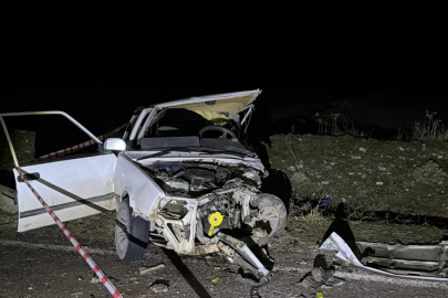 İki Otomobil Çarpıştı: 1 Ölü, 1 Yaralı