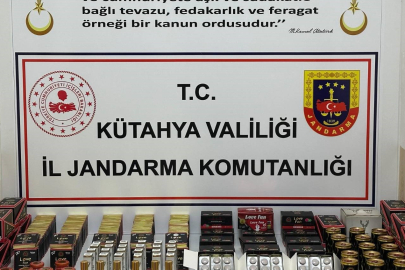 Kütahya’da şok operasyon: Yüzlerce kaçak cinsel ürün ele geçirildi