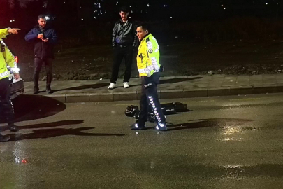 Scooter Sürücüsüne Araç Çarptı: Sürücü Ölümden Döndü