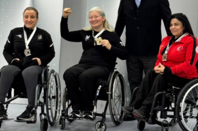 Bursalı milli sporcu Aysel Özgan, Ankara'dan altın madalyayla döndü