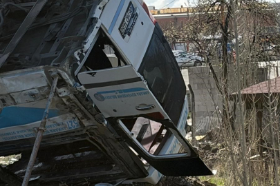 Katliam Gibi Kaza: 5 Ölü, 15 Yaralı